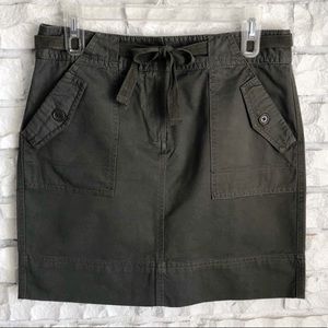 🌿Willie Smith Army Green Skirt - Size 14🌿